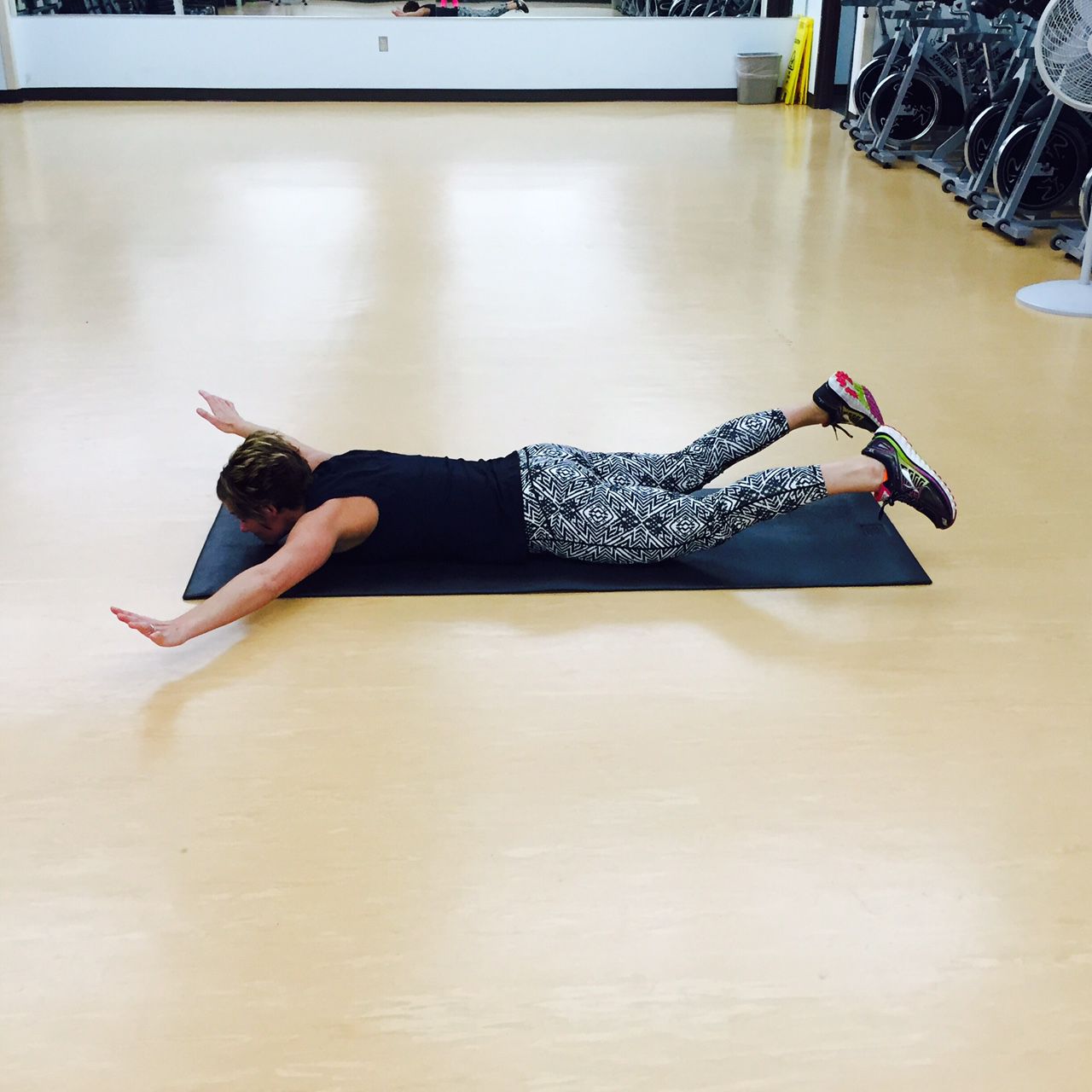 WH E Lay down Pushup 3.jpg